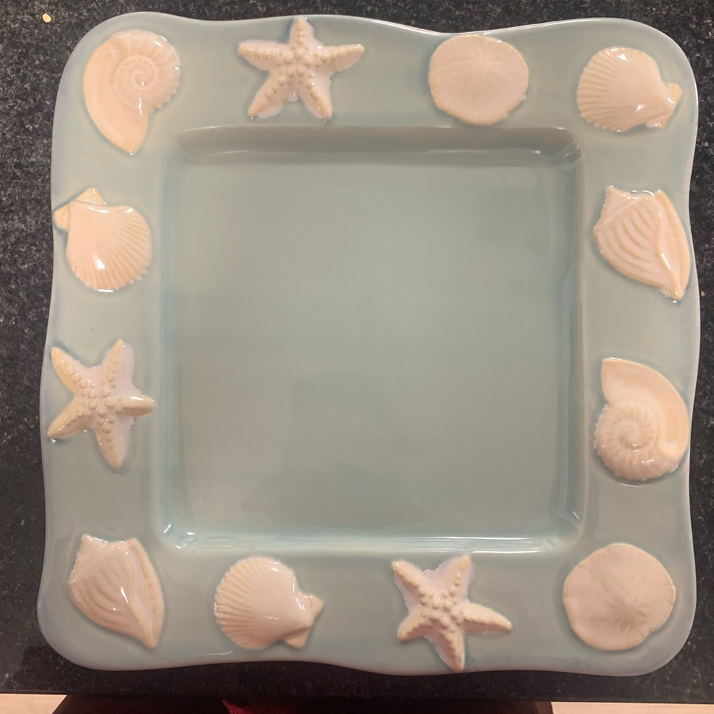 Beachy Shoreline Collection Plates